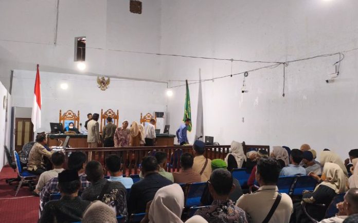 sidang petani babah rot Petani Babahrot Sebut Diintimidasi saat Digusur PT Dua Perkasa Lestari