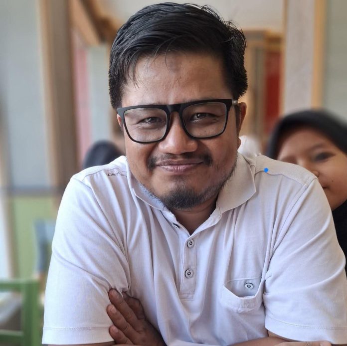 Nasir tarigan ida royani para pencari tuhan trio rw