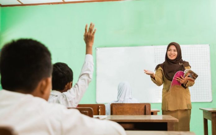 Lelah Mengajar Anak Istimewa, Guru SLB Butuh Dukungan Mental