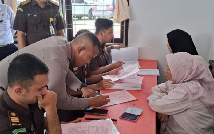 Pemalsuan Dokumen PPPK Aceh Besar Palsukan Dokumen PPPK, Kadinkes Aceh Besar Diserahkan ke Kejari