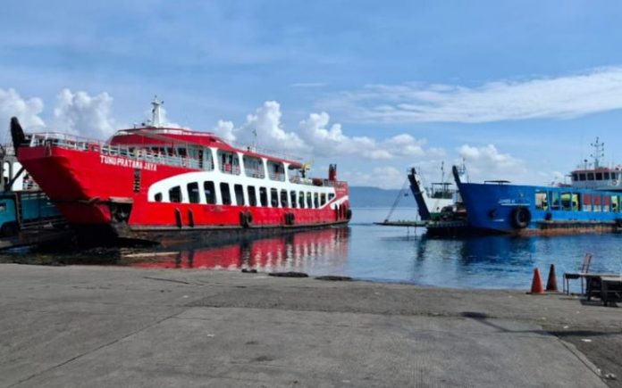 KMP Tunu Pratama Jaya Tenggelam di Selat Bali