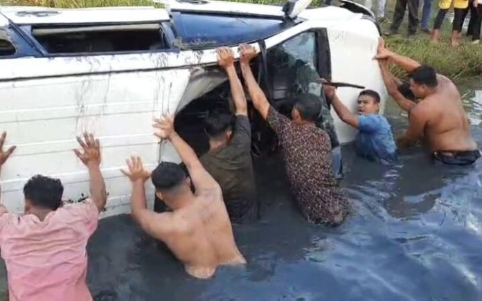 Mobil pencuri kambing Mobil Pencuri Kambing Terguling ke Tambak di Aceh Utara, Satu Tewas