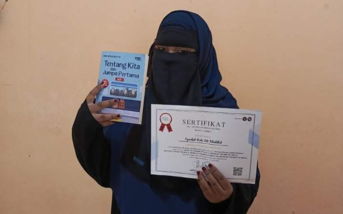 Mahasiswi UIA Raih Penghargaan Sebagai Penulis Cerpen Tingkat Nasional