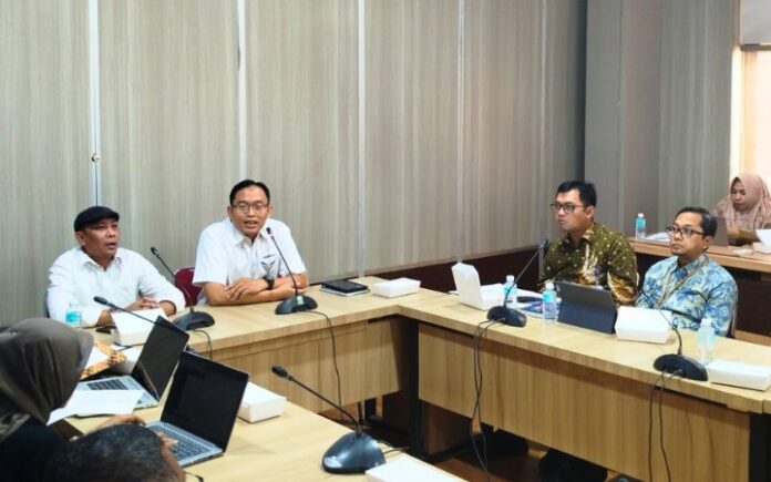 FGD Bappeda Aceh Aceh Berpotensi Jadi Pusat Perdagangan Global di Barat Indonesia