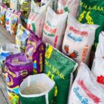 Pemkab Bireuen Gelar Pasar Murah Jelang Iduladha di 11 Lokasi, Ini Jadwalnya Mengurai Benang Kusut di Balik Gejolak Harga Beras Aceh Bulog Aceh Salurkan 3.332 Ton Beras SPHP Pemkab Bireuen Gelar Pasar Murah Jelang Iduladha di 11 Lokasi, Ini Jadwalnya