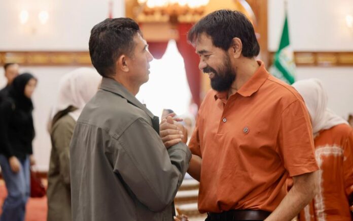 Kapolda Aceh Marzuki Ali Basyah Temui Mualem