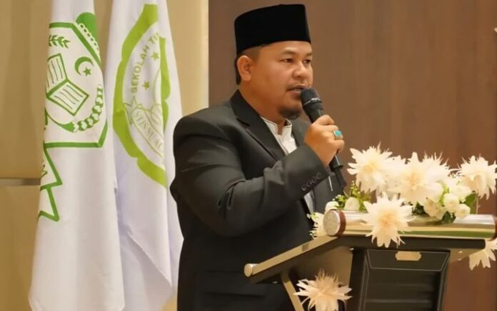 Abi Zahrul: Ulama Harus Kuasai Kitab dan Teknologi