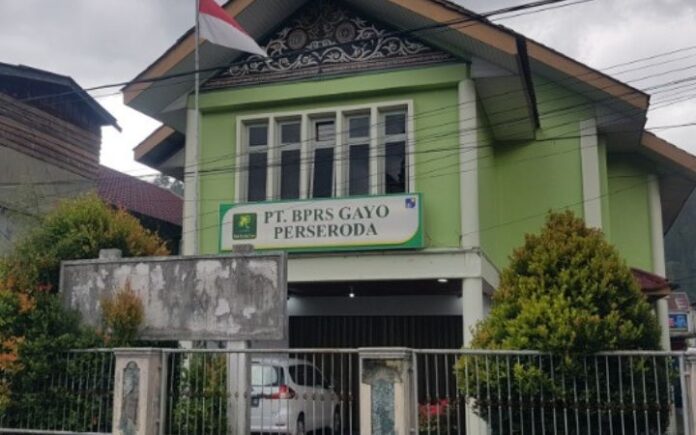 OJK Cabut Izin Usaha BPRS Gayo