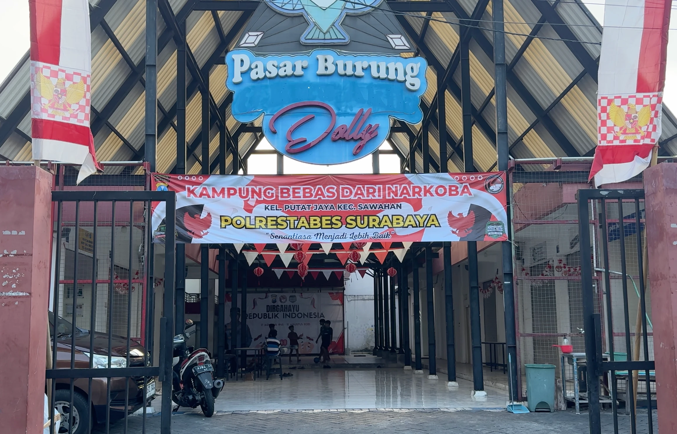 Pasar Burung Dolly