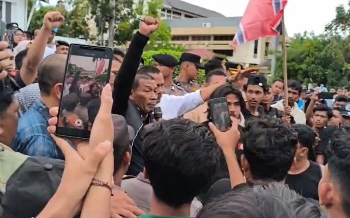 Zulfadhli: Kami Bersama Rakyat Menolak 5 Batalyon di Aceh