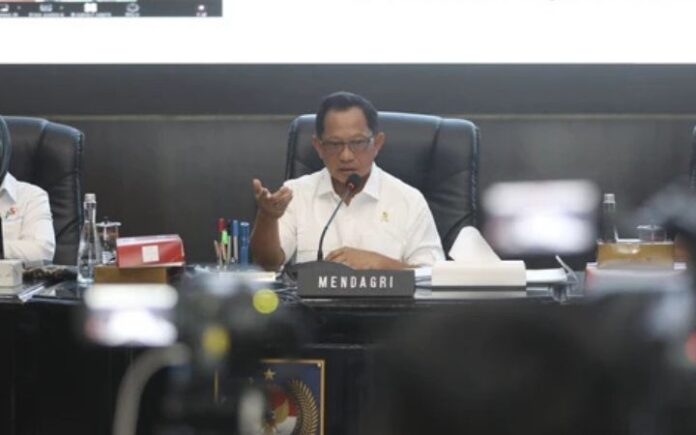Mendagri Larang Kepala Daerah & DPRD Hamburkan Anggaran untuk Acara Seremonial