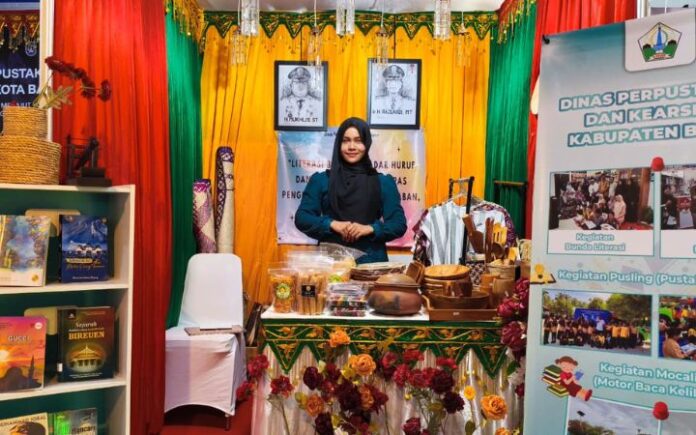 Stan Bireuen Festival Literasi Aceh Bireuen Tampilkan Inovasi TPBIS di Festival Literasi Aceh 2025