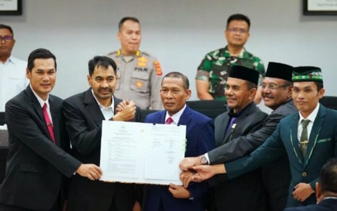 DPRA dan Pemerintah Aceh DPRA dan Pemerintah Aceh Sahkan APBA-P 2025