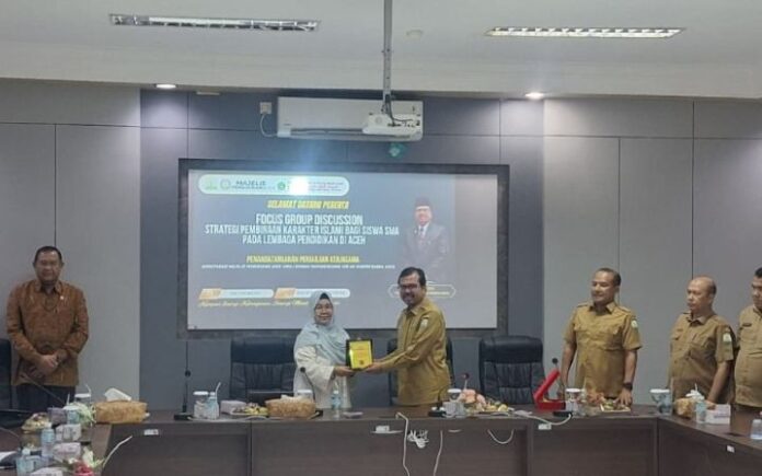 Majelis Pendidikan Aceh Perkuat Pendidikan Karakter, Majelis Pendidikan Aceh Teken Kerjasama dengan UIN Ar-Raniry