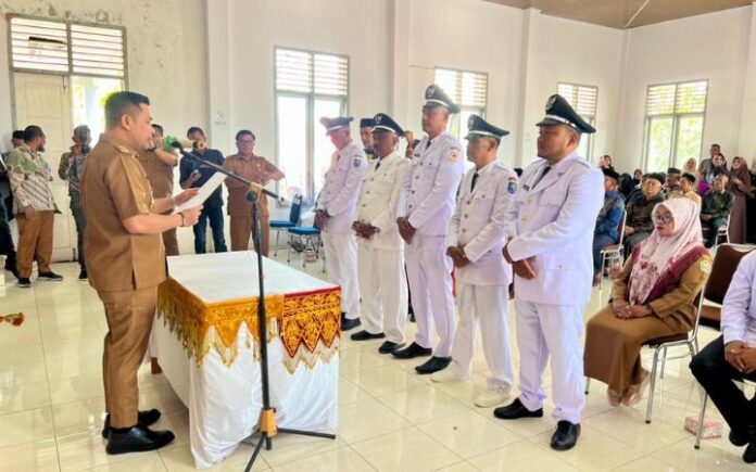 Pelantikan Keuchik di Pidie Lantik 5 Keuchik Baru, Wabup Pidie: Dana Gampong Harus Dikelola Secara Transparan