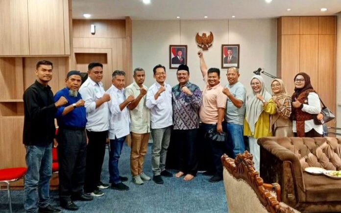 SMSI dan Wakil Ketua DPR Aceh Wakil Ketua DPR Aceh Minta SMSI Lebih Kritis dan Edukatif