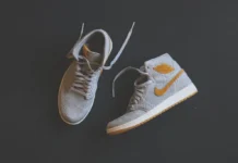 Beli Sepatu dari Luar Negeri, Bea Masuk & Pajak Impor Setengah Harga Sepatu bea masuk dan pajak impor sepatu dari luar negeri