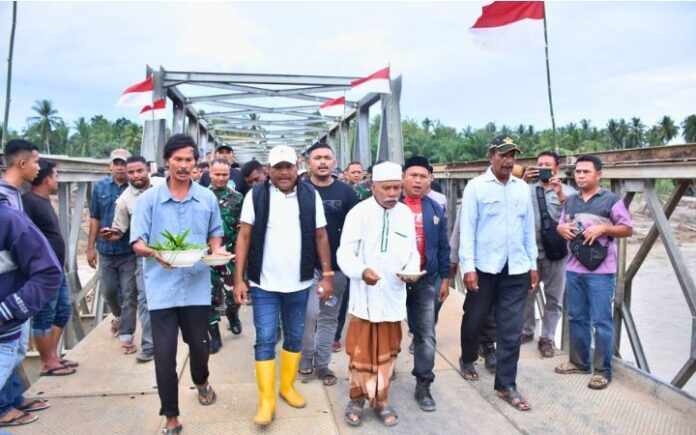 Jembatan Bailey Awe Geutah-Teupin Reudeup Dibuka, Ribuan Pelintas Bahagia