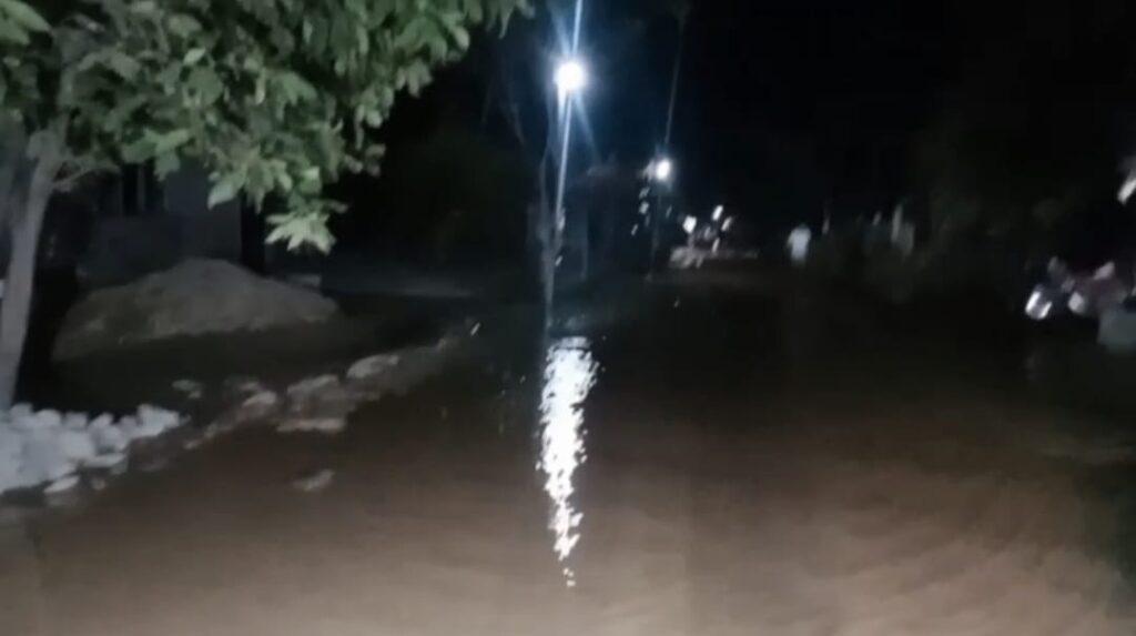 Banjir Kembali Rendam Meunasah Tambo Jeunieb