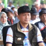 Umrah Saat Banjir, Bupati Aceh Selatan Minta Maaf ke Prabowo Bupati Aceh Selatan, Mirwan MS. Foto: HO for Komparatif.ID. Antisipasi Banjir Susulan, Aceh Selatan Tetapkan Status Tanggap Darurat Selama 14 Hari Bupati Aceh Selatan, Mirwan MS. Foto: HO for Komparatif.ID.