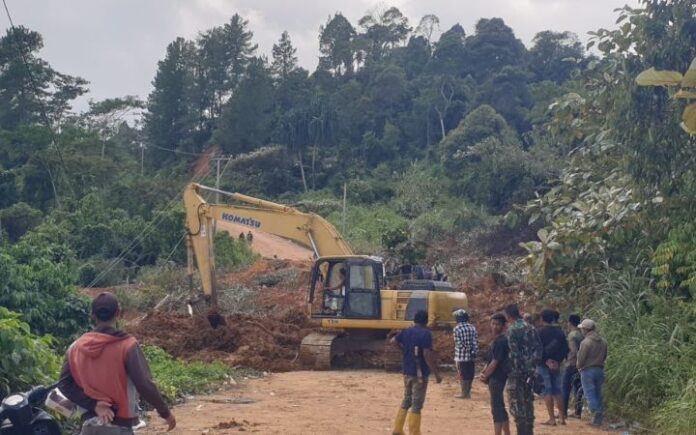 2 Titik Longsor di Gunung Salak Aceh Utara Berhasil Ditembus