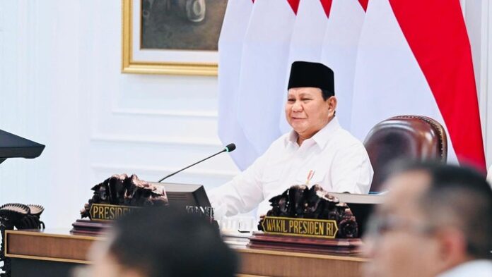 prabowo terlena pujian
