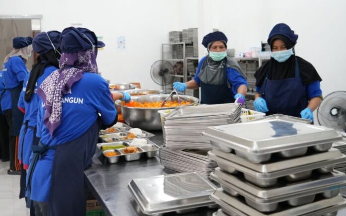Dapur MBG Dapat Insentif Rp6 Juta/Hari, Total Rp1,8 Miliar/Tahun MBG Bukan Hadiah untuk Rakyat