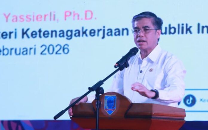 menaker Menaker Yassierli: Anak Muda Jangan Bertahan pada Skill Lama