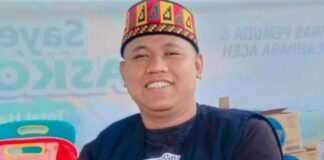 Minyak dan Percaturan Perang Global Tradisi Woe U Gampong Menjelang Hari Raya Idul Fitri Meugang: Cara Orang Aceh Merayakan Kemenangan Idulfitri. Uroe Raya Idulfitri dalam Duka Bencana Minyak dan Percaturan Perang Global Perspektif Realitas Pemuda Aceh Hari Ini Perang Dagang Teknologi dan Perebutan Dominasi AI Global