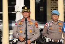 Kapolresta Banda Aceh Janji Tindaklanjuti Kekerasan Terhadap Jurnalis Saat Demo Pergub JKA Kapolresta Pastikan Stok BBM di Banda Aceh Aman Polresta Banda Aceh Perketat Pengamanan Rumah Kosong Saat Mudik Lebaran Polisi Kejar Pelaku Pencurian di Warkop SMEA Premium Saat Salat Id Kapolresta Banda Aceh Janji Tindaklanjuti Kekerasan Terhadap Jurnalis