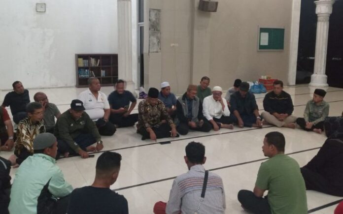 Sudah Ditawari Hunian Layak, Pengungsi di Kantor Bupati Bireuen Pilih Bertahan di Tenda