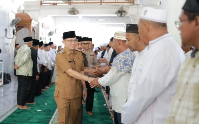 Wabup Alzaizi Lepas 575 Calon Jamaah Haji Pidie