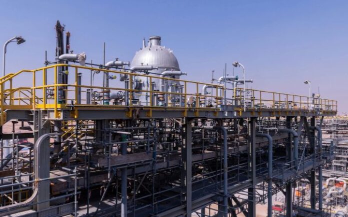 Produksi Minyak Saudi Anjlok Akibat Perang AS-Iran