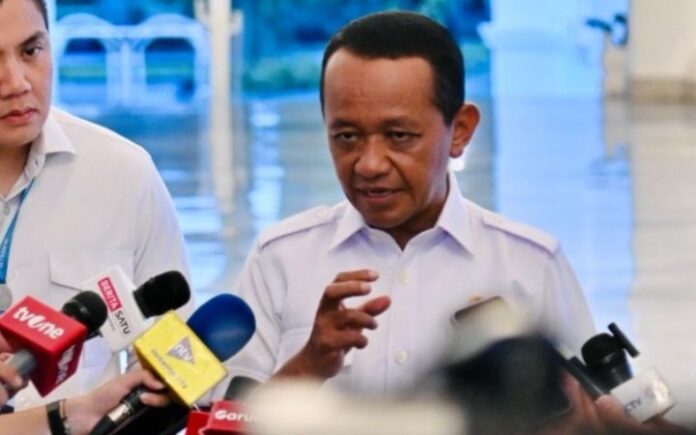 Bahlil: Indonesia Bebas Beli Minyak dari Mana Saja, Termasuk Rusia Bahlil Pastikan Harga BBM Subsidi Tak Naik hingga Akhir 2026