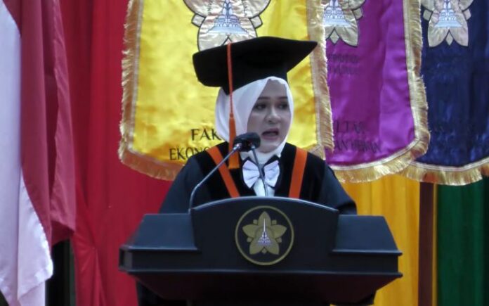 Prof. Melinda Dikukuhkan Sebagai Guru Besar USK