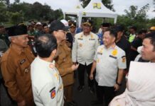 Kaposwil PPR Aceh Dampingi Mendagri Tinjau Huntara di Gayo Kaposwil PPR Aceh Dampingi Mendagri Tinjau Huntara di Gayo