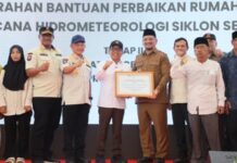 Satgas PRR Salurkan Bantuan Stimulan Perbaikan Rumah di Aceh Tamiang Satgas PRR Salurkan Bantuan Stimulan Perbaikan Rumah di Aceh Tamiang