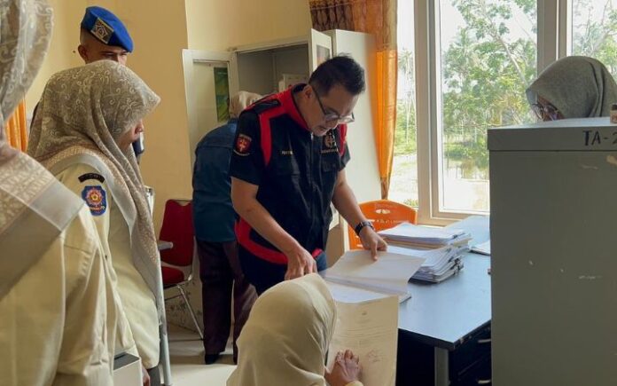 Kantor Satpol PP dan WH Bireuen Digeledah Jaksa