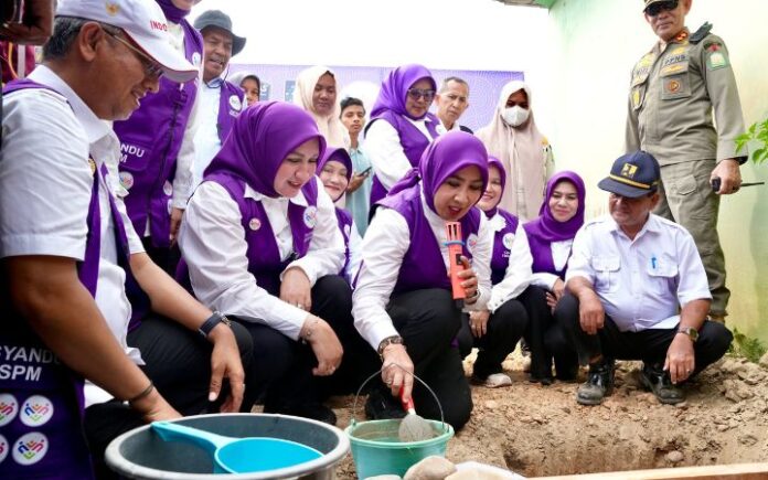 Ketua Umum TP Posyandu Salurkan Ribuan Bantuan di Aceh Utara