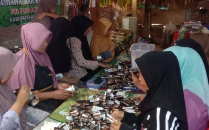 rokok aceh besar Di Balik Maraknya Rokok Ilegal, Industri Lokal dari Lambeugak Tetap Eksis