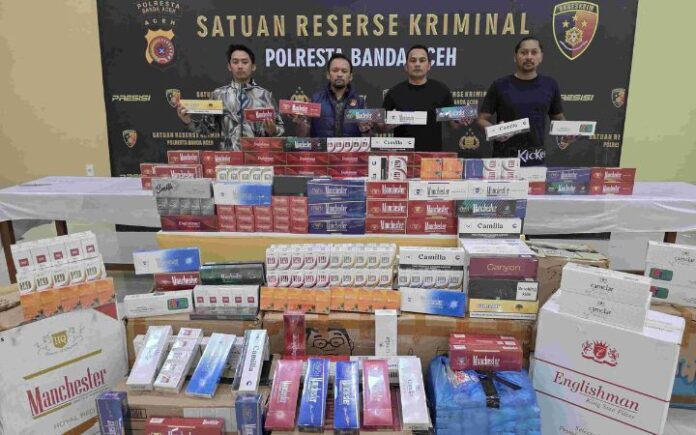 2 Mahasiswa Bireuen Simpan 70 Ribu Batang Rokok Ilegal di Asrama Samalanga