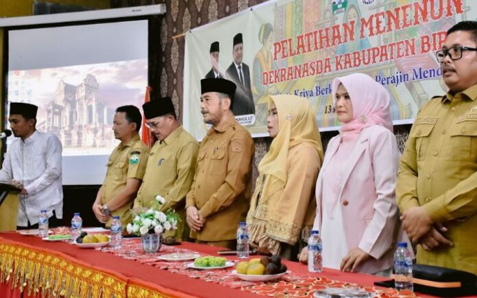 Wabup Bireuen Buka Pelatihan Menenun, Fokus Cetak Perajin Muda