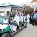 Bank Aceh Serahkan Buggy Car untuk Permudah Mobilisasi Jamaah di Asrama Haji Embarkasi Aceh Bank Aceh Serahkan Buggy Car untuk Permudah Mobilisasi Jamaah di Asrama Haji Embarkasi Aceh