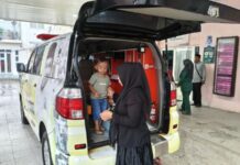 Terdata Desil 8, Bupati Bireuen Fasilitasi Pengobatan Balita Korban Kecelakaan Keluarga Miskin Terdata Desil 8, Bupati Bireuen Fasilitasi Pengobatan Balita Korban Kecelakaan Keluarga Miskin