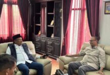 Dirjen PKP dan Bupati Bireuen Bahas Percepatan Pembangunan Huntap Dirjen PKP dan Bupati Bireuen Bahas Percepatan Pembangunan Huntap