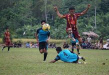 Gol Mujen Antar Mulieng FC ke Final HUT Rampak FC IV Gol Mujen Antar Mulieng FC ke Final HUT Rampak FC IV