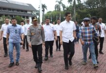 Polda Aceh Selidiki Perusakan Fasilitas Saat Demo Cabut Pergub JKA Polda Aceh Selidiki Perusakan Fasilitas Saat Demo Cabut Pergub JKA
