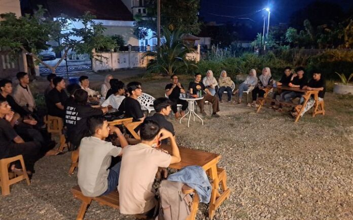 Rafly Kande Dorong Anak Muda Samadua Peduli Lingkungan dan Pendidikan