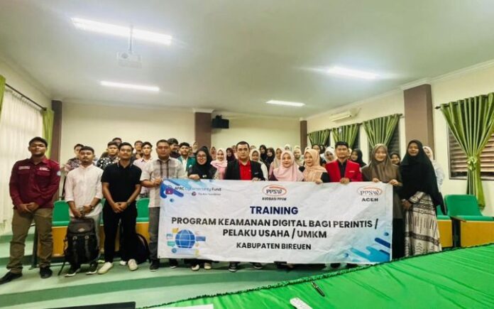 Mahasiswa UNIKI Dibekali Cara Tangkal Penipuan Online