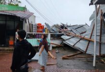 Puting Beliung Terjang 4 Kecamatan di Pidie, Rumah dan Kantor Pemerintah Rusak Puting Beliung Terjang 4 Kecamatan di Pidie, Rumah dan Kantor Pemerintah Rusak